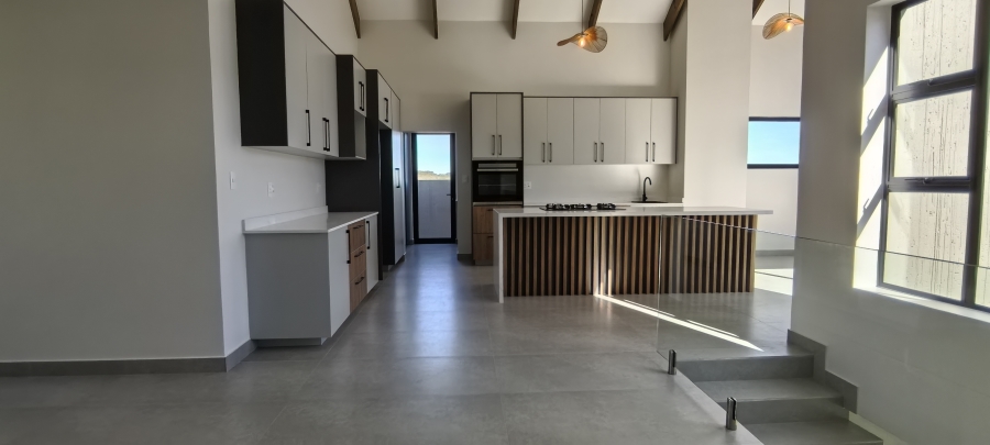 5 Bedroom Property for Sale in Outeniquasbosch Western Cape